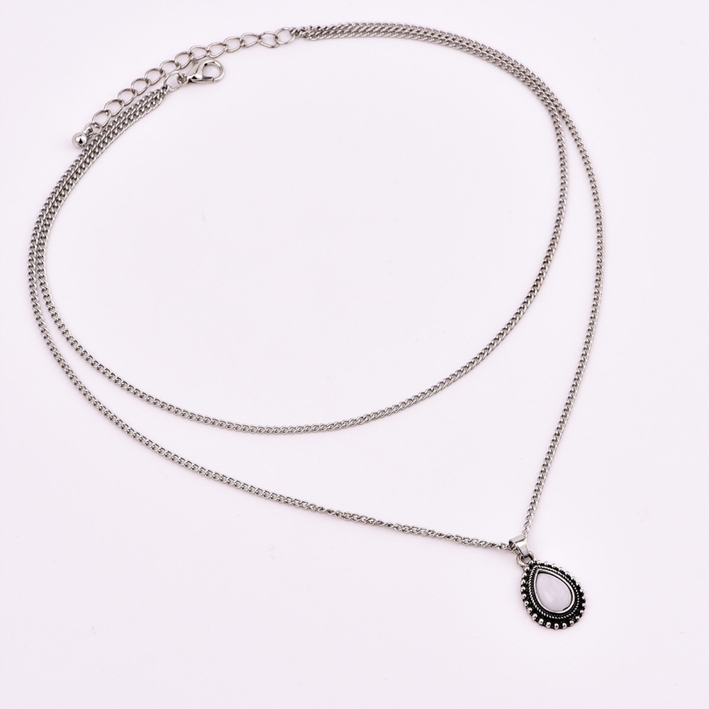 2 Layer Antique Style White Stone Necklace - Picture 4 of 5